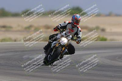 media/Sep-30-2023-SoCal Trackdays (Sat) [[636657bffb]]/Turn 15 (1120am)/